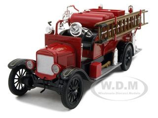 1926 Ford Model T Fire Engine Red and Black 1/32 Diecast Model by Signature Models diecast model