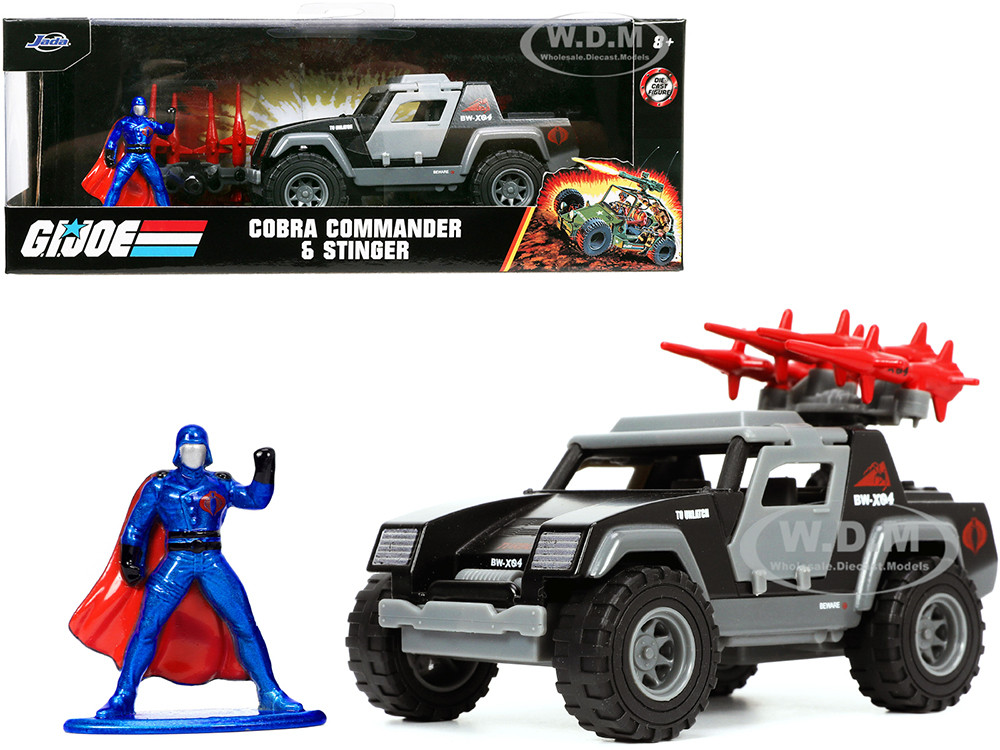 Stinger with Missile Launcher and Cobra Commander Diecast Figurine "G.I. Joe" "Hollywood Rides" Series 1/32 Diecast Model Car by Jada diecast model