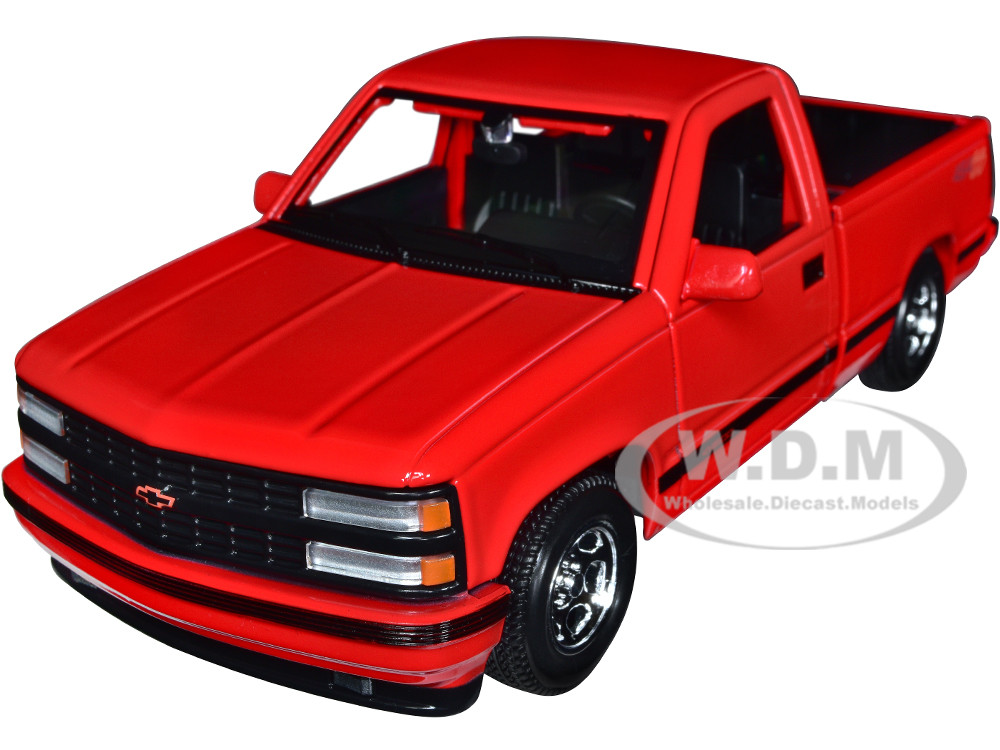 1993 Chevrolet 454 SS Pickup Truck Red 1/24 Diecast Model Car by Maisto diecast model