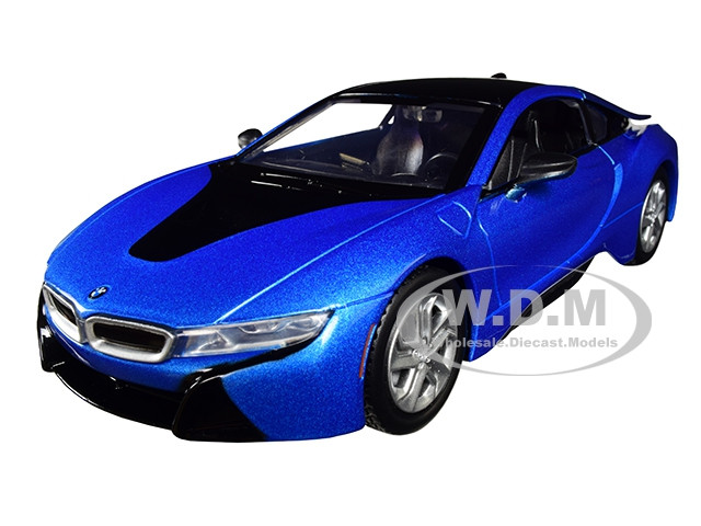 2018 BMW i8 Coupe Metallic Blue with Black Top 1/24 Diecast Model Car by Motormax diecast model