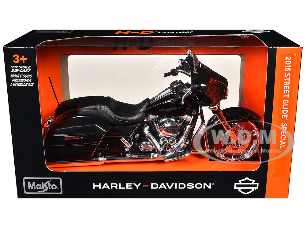 2015 Harley-Davidson Street Glide Special Black 1/12 Diecast Motorcycle Model by Maisto diecast model