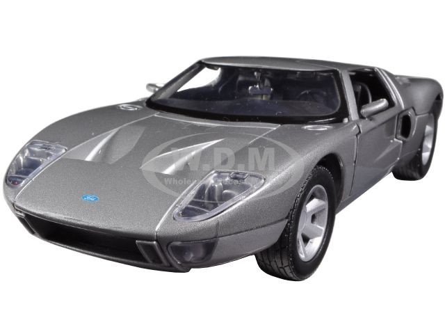 Ford GT Silver 1/24 Diecast Car Model by Motormax diecast model