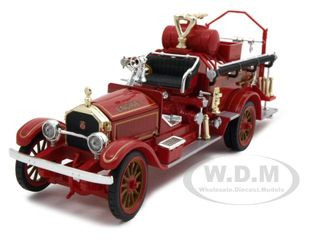 1921 American LaFrance Fire Pumper Engine Red 1/32 Diecast Model by Signature Models diecast model