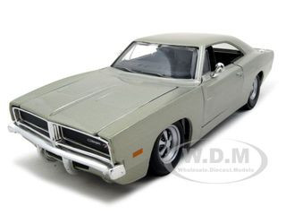 1969 Dodge Charger R/T Hemi Silver 1/25 Diecast Car Model by Maisto diecast model