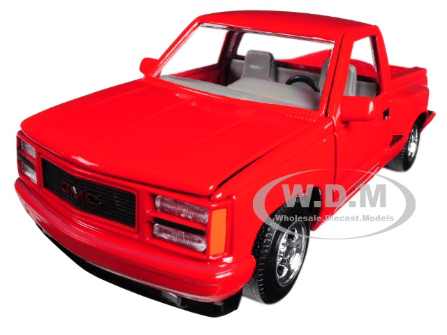 1992 GMC Sierra GT Red Pickup Truck 1/24 Diecast Model by Motormax diecast model
