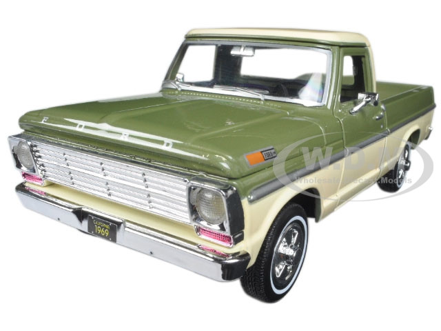 1969 Ford F-100 Pickup Truck Light Green and Cream 1/24 Diecast Model Car by Motormax diecast model