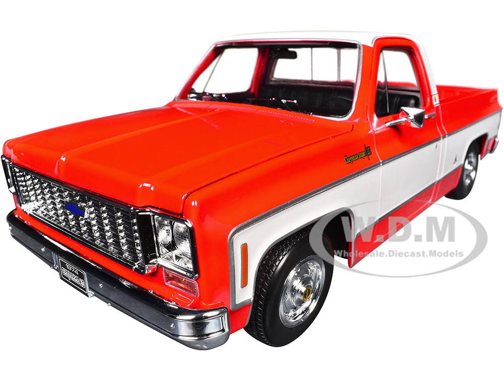 1974 Chevrolet C10 Cheyenne Super Pickup Truck Red and White "Special Edition" Series 1/18 Diecast Model Car by Maisto diecast model