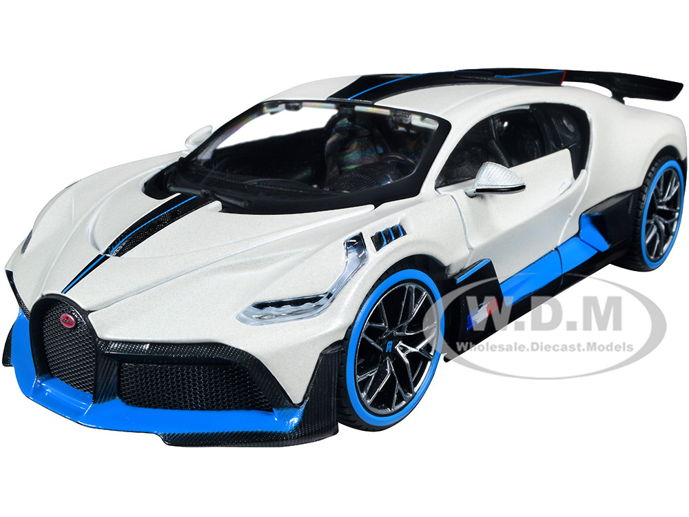 Bugatti Divo Satin White Metallic with Carbon and Blue Accents "Special Edition" 1/24 Diecast Model Car by Maisto diecast model