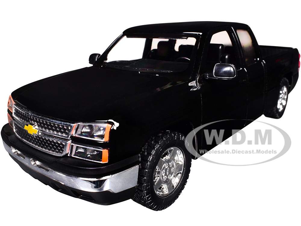 2006 Chevrolet Silverado 1500 Pickup Truck Black "Die-Cast Collection" Series 1/25 Diecast Model Car by Motormax diecast model