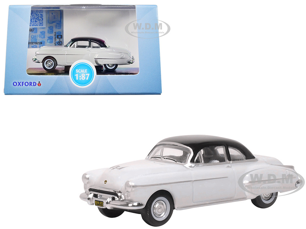 1950 Oldsmobile Rocket 88 Coupe Marol Gray with Black Top 1/87 (HO) Scale Diecast Model Car by Oxford Diecast diecast model
