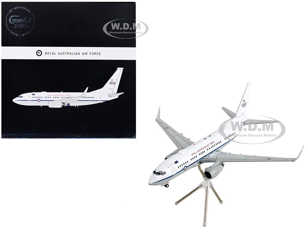 Boeing 737-700 Transport Aircraft "Royal Australian Air Force 100th Anniversary - A36-001" White and Gray "Gemini 200" Series 1/200 Diecast Model Airplane by GeminiJets diecast model