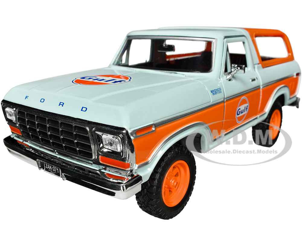 1978 Ford Bronco Light Blue and Orange "Gulf Oil" "Gulf Die-Cast Collection" 1/24 Diecast Model Car by Motormax diecast model