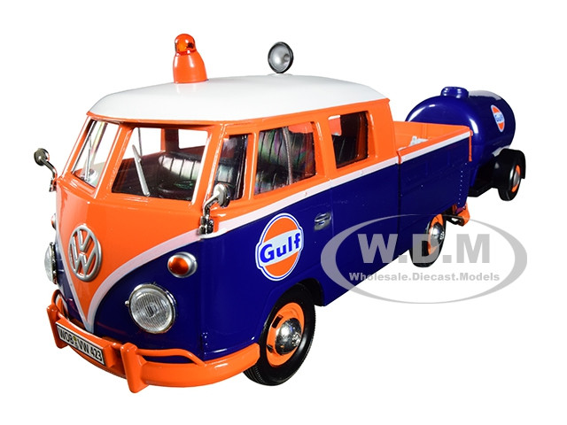 Volkswagen Service Pickup Truck with Plastic Oil Tank "Gulf Oil" 1/24 Diecast Model Car by Motormax diecast model