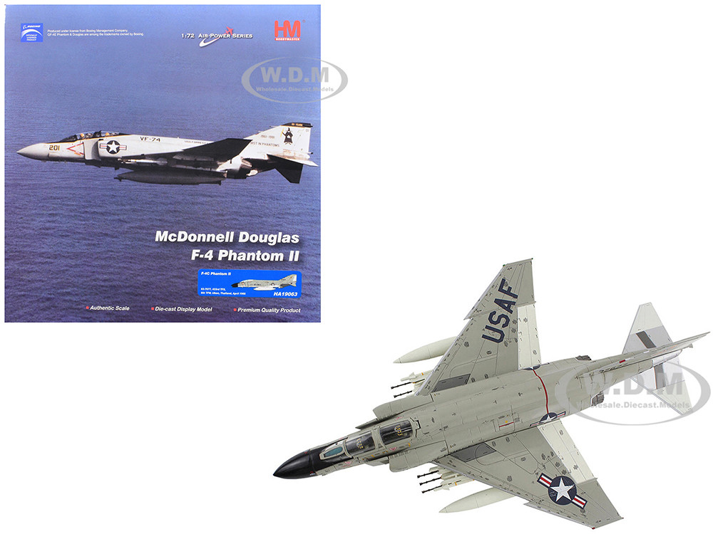 McDonnell Douglas F-4C Phantom II Fighter-Bomber Aircraft "433rd TFS, 8th TFW, Ubon, Thailand" (1966) United States Air Force "Air Power Series" 1/72 Diecast Model by Hobby Master diecast model