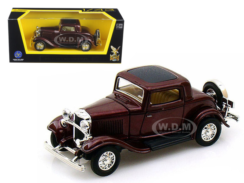1932 Ford 3-Window Coupe Burgundy 1/43 Diecast Model Car by Road Signature diecast model