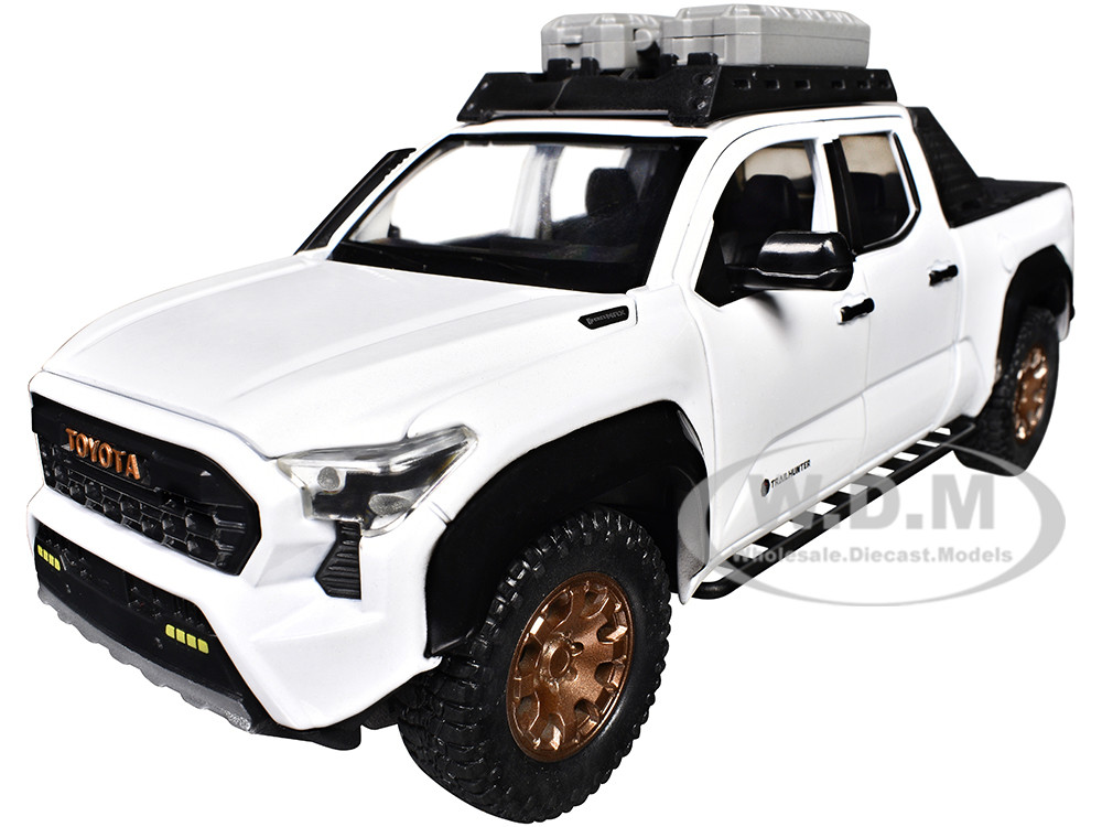 2024 Toyota Tacoma Trailhunter Edition Pickup Truck White Metallic 1/24 Diecast Model Car diecast model