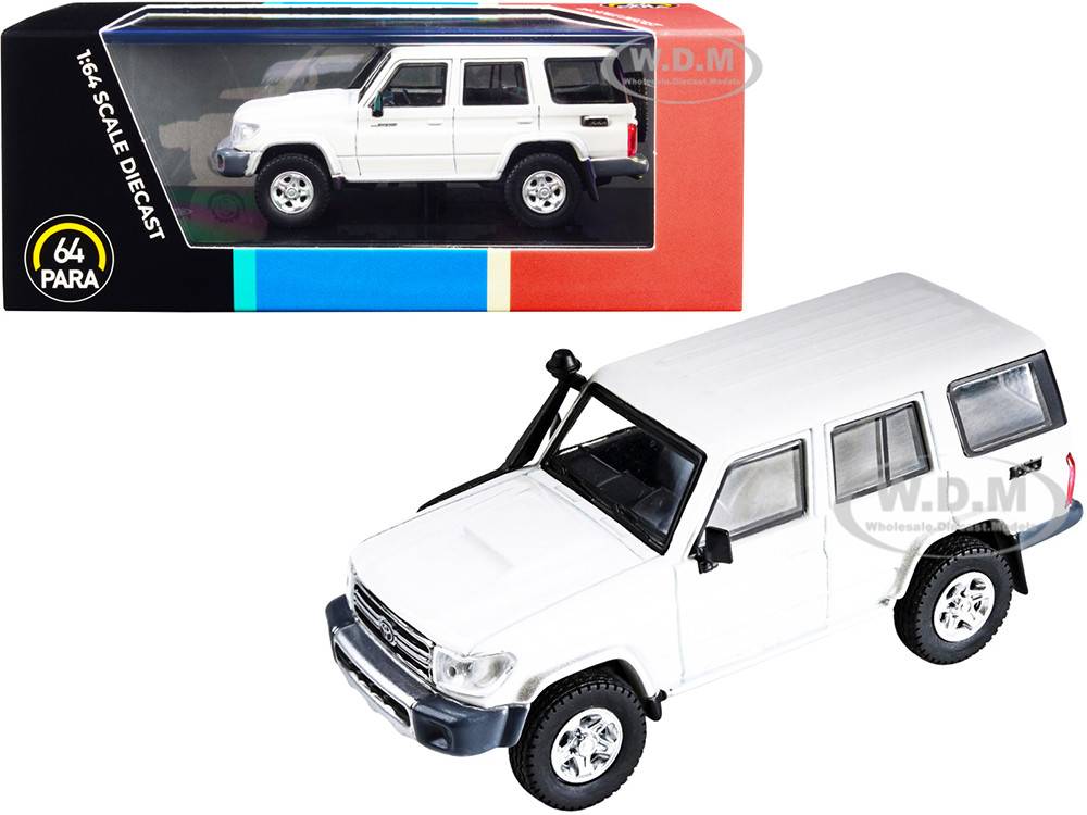 Toyota Land Cruiser 76 French Vanilla Pearl White 1/64 Diecast Model Car by Paragon Models diecast model