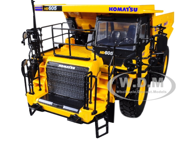 Komatsu HD605-8 Dump Truck 1/50 Diecast Model by First Gear diecast model