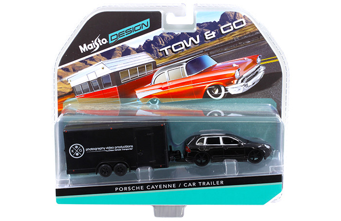 Porsche Cayenne Black and Car Trailer Tow & Go 1/64 Diecast Model by Maisto diecast model