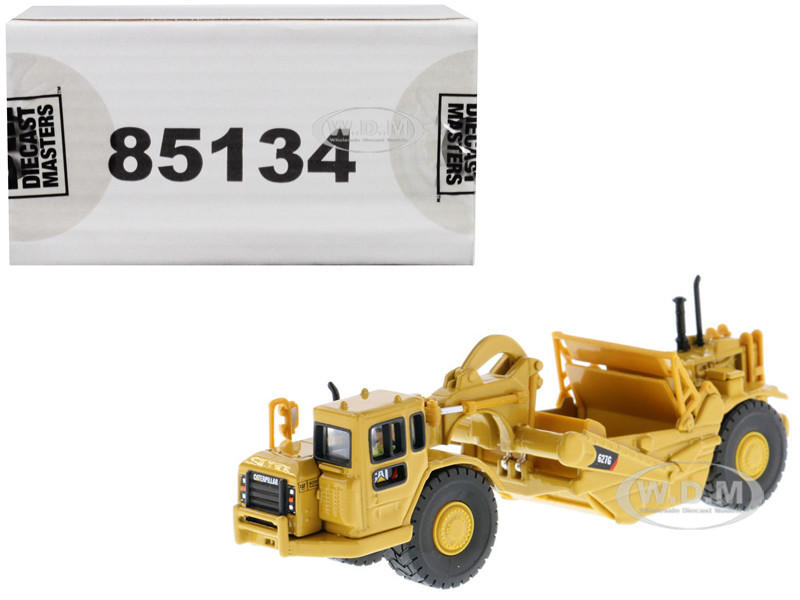 CAT Caterpillar 627G Wheeled Scraper Tractor with Operator "High Line" Series 1/87 (HO) Diecast Model by Diecast Masters diecast model