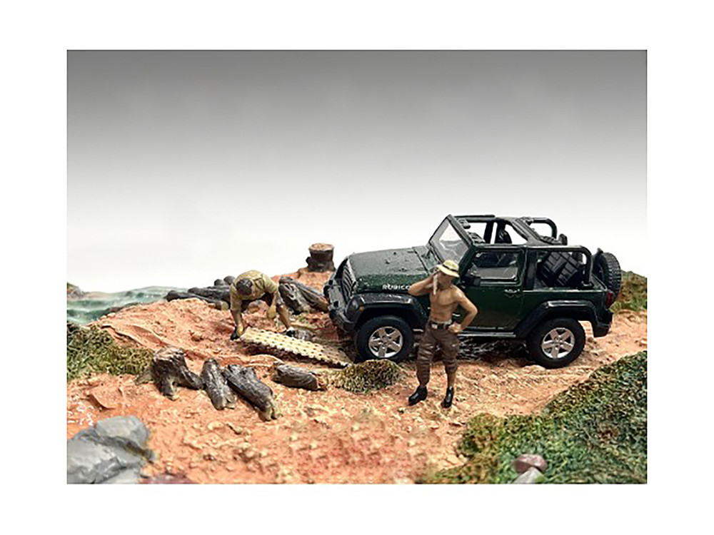 "4X4 Mechanics" 2 Piece Diecast Figure Set 1 for 1/43 Scale Models by American Diorama diecast model