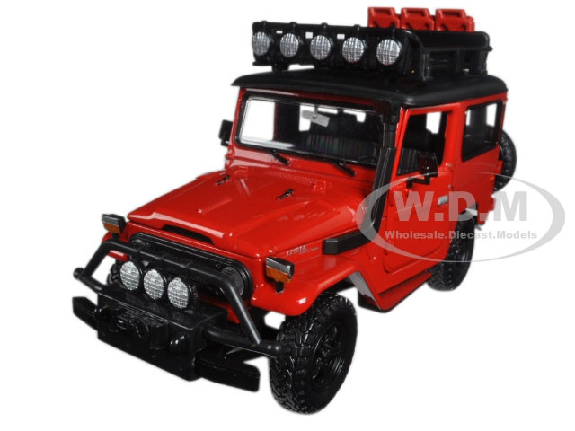 Toyota FJ40 Land Cruiser Red "4x4 Overlanders" Series 1/24 Diecast Model Car by Motormax diecast model