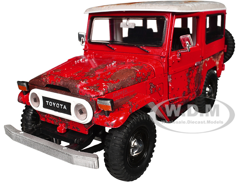 Toyota FJ40 Land Cruiser Red with White Top (Rusted Version) "For Sale" Series 1/24 Diecast Model Car by Motormax diecast model