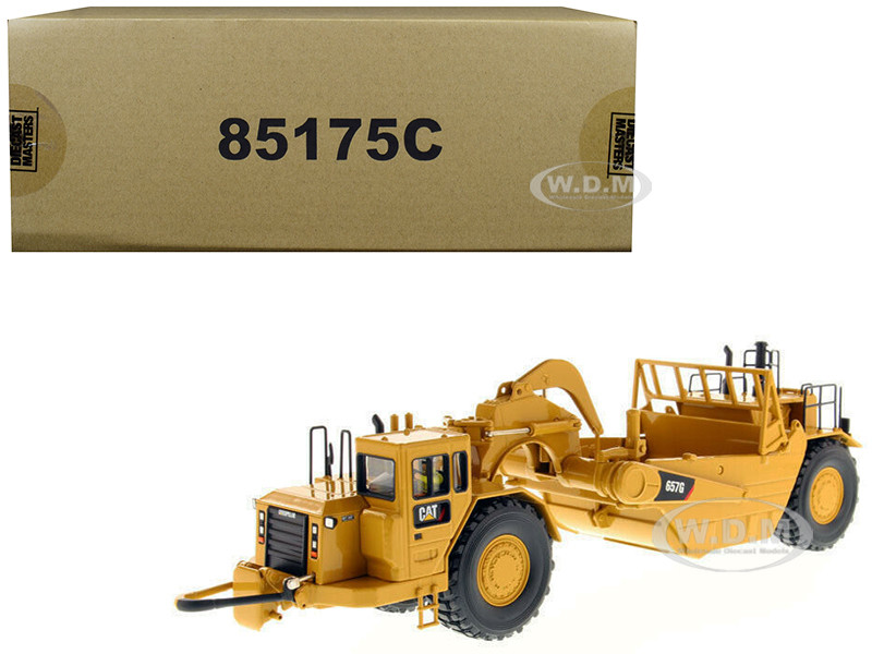 CAT Caterpillar 657 G Wheel Tractor Scraper with Operator "Core Classics Series" 1/50 Diecast Model by Diecast Masters diecast model