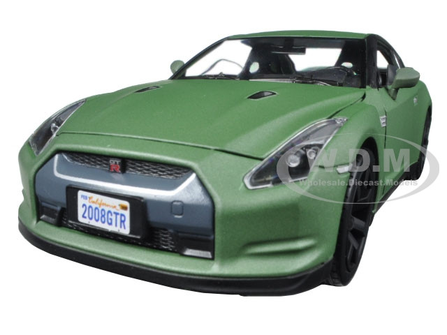 2008 Nissan GT-R R35 Matt Green 1/24 Diecast Model Car by Motormax diecast model
