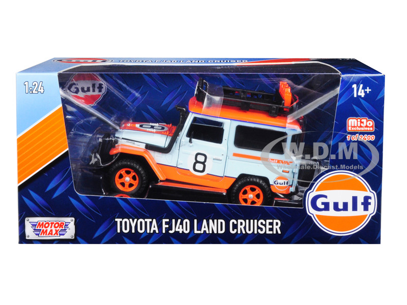 Toyota FJ40 Land Cruiser #8 "Gulf Oil"  White Limited Edition to 2,400 pieces Worldwide 1/24 Diecast Model Car by Motormax diecast model