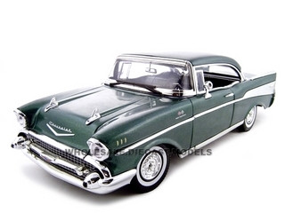 1957 Chevrolet Bel Air Hard Top Green 1/18 Diecast Model Car by Motormax diecast model
