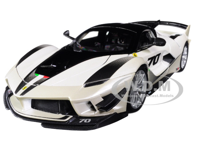 Ferrari FXX-K Evo #70 White 1/18 Diecast Model Car by Bburago diecast model