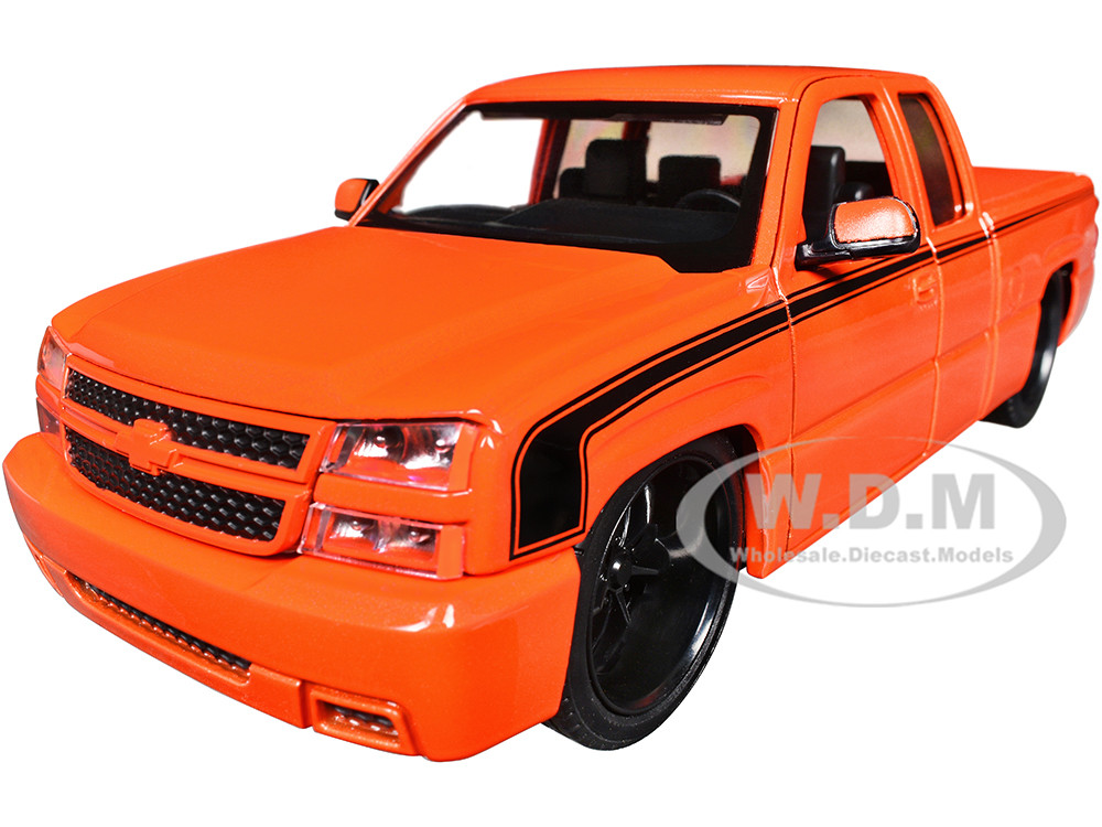 2006 Chevrolet Silverado Custom Pickup Truck Orange Metallic with Black Stripes "Die-Cast Collection" Series 1/25 Diecast Model Car by Motormax diecast model