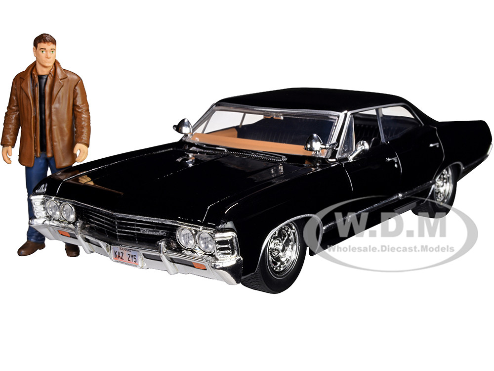 1967 Chevrolet Impala SS Sport Sedan Black and Dean Winchester Diecast Figurine "Supernatural" (2005-2020) TV Series "Hollywood Rides" Series 1/24 Diecast Model Car by Jada diecast model