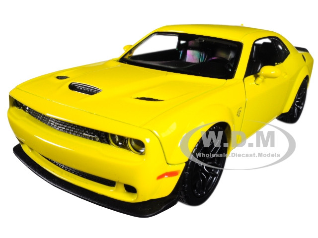 2018 Dodge Challenger SRT Hellcat Widebody Yellow 1/24 Diecast Model Car by Motormax diecast model