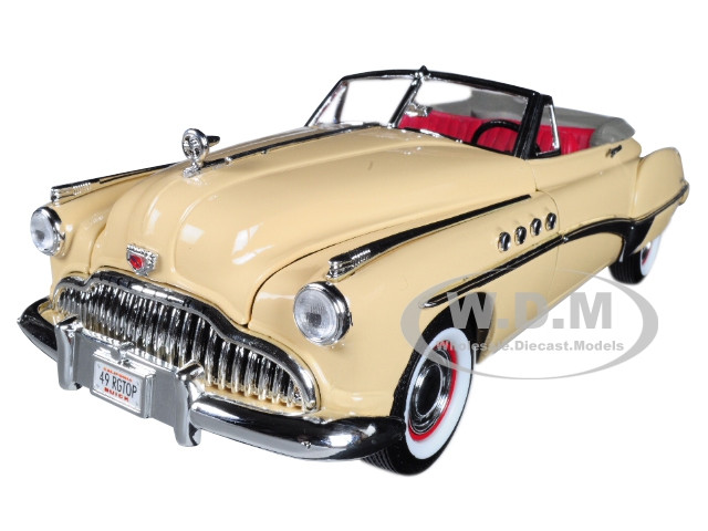 1949 Buick Roadmaster Cream with Red Interior 1/18 Diecast Model Car by Motormax diecast model