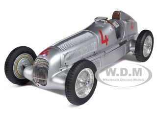 1935 Mercedes W25 #4 Luigi Fagioli Sieger GP Monaco 1/18 Diecast Model Car by CMC diecast model