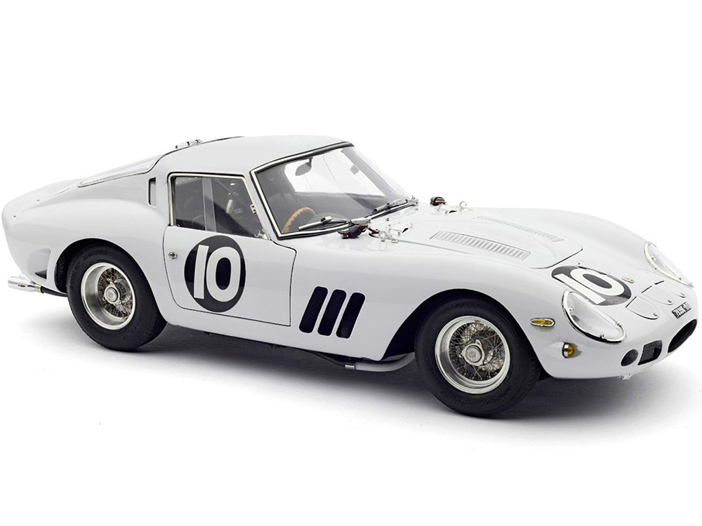 Ferrari 250 GTO #10 Graham Hill 2nd Place "Tourist Trophy - Goodwood" (1962) Limited Edition to 2200 pieces Worldwide 1/18 Diecast Model Car by CMC diecast model