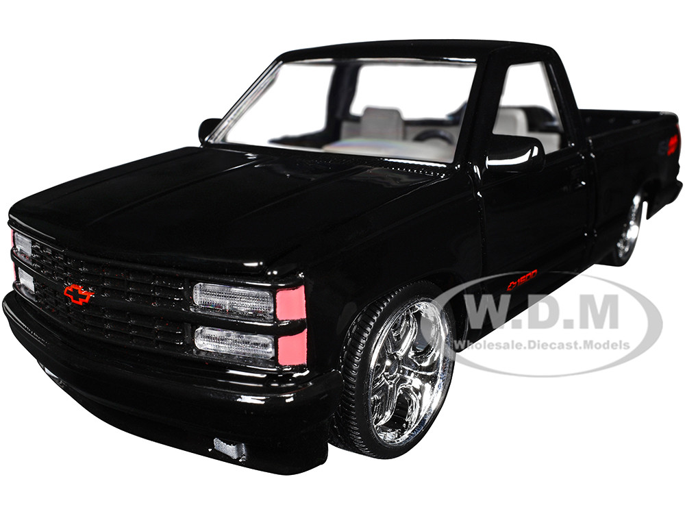 1992 Chevrolet 454 SS Pickup Truck Black "Maxx Design" "American Classics" Series 1/24 Diecast Model Car by Motormax diecast model