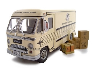 1961 Divco Di Vidend Step Van Cream 1/34 Diecast Model Car by Unique Replicas diecast model