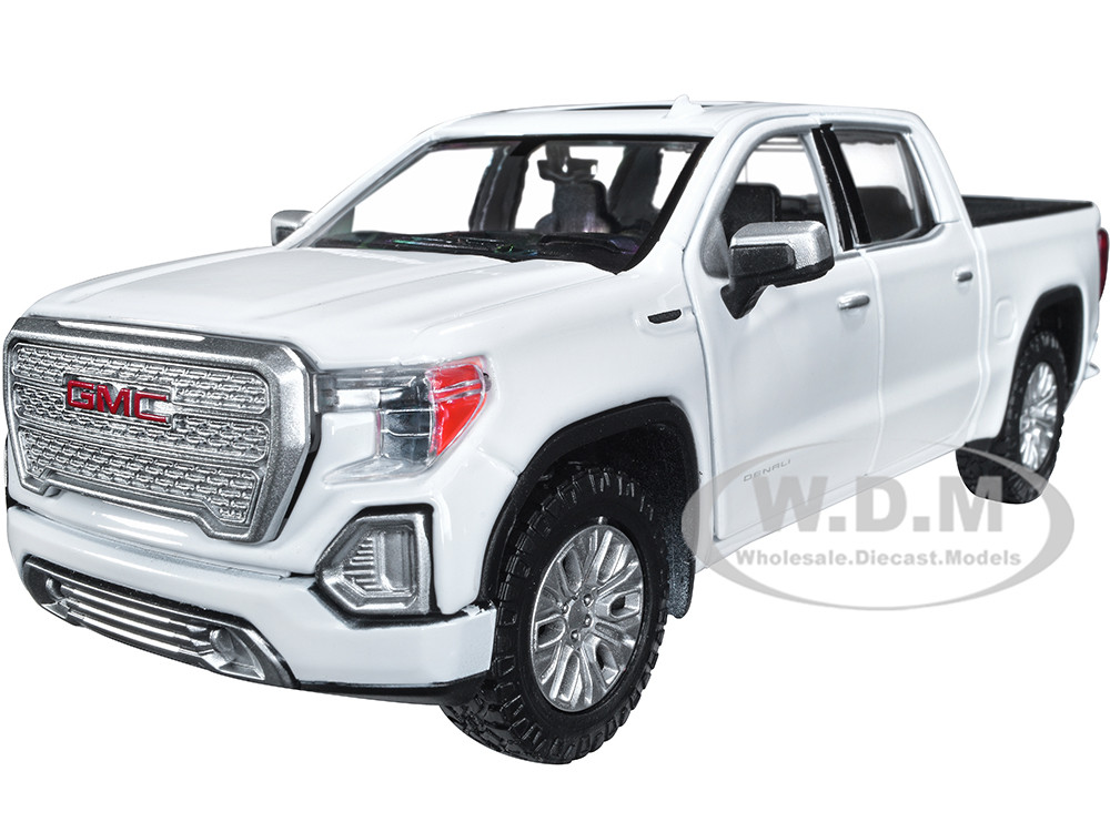 2019 GMC Sierra 1500 Denali Crew Cab Pickup Truck with Sunroof White "Timeless Legends" Series 1/24-1/27 Diecast Model Car by Motormax diecast model