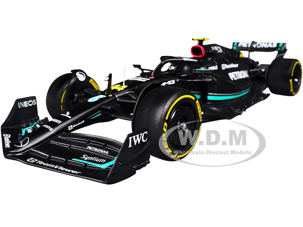 Mercedes-AMG F1 W14 E Performance #44 Lewis Hamilton "Petronas" Formula One F1 "World Championship" (2023) with Driver Figure "Race" Series 1/24 Diecast Model Car by Bburago diecast model