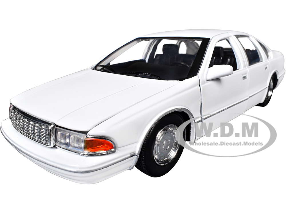 1993 Chevrolet Caprice Police Car Unmarked White "Custom Builder's Kit" Series 1/24 Diecast Model Car by Motormax diecast model