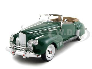 1941 Packard Darrin One Eighty Green 1/32 Diecast Car Model by Signature Models diecast model
