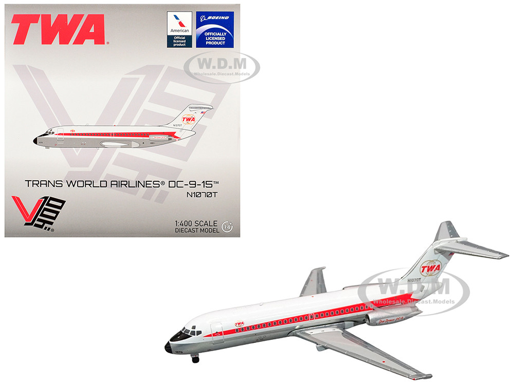 McDonnell Douglas DC-9-15 Commercial Aircraft "Trans World Airlines" (N1070T) White with Red Stripes 1/400 Diecast Model Airplane by V1:400 diecast model