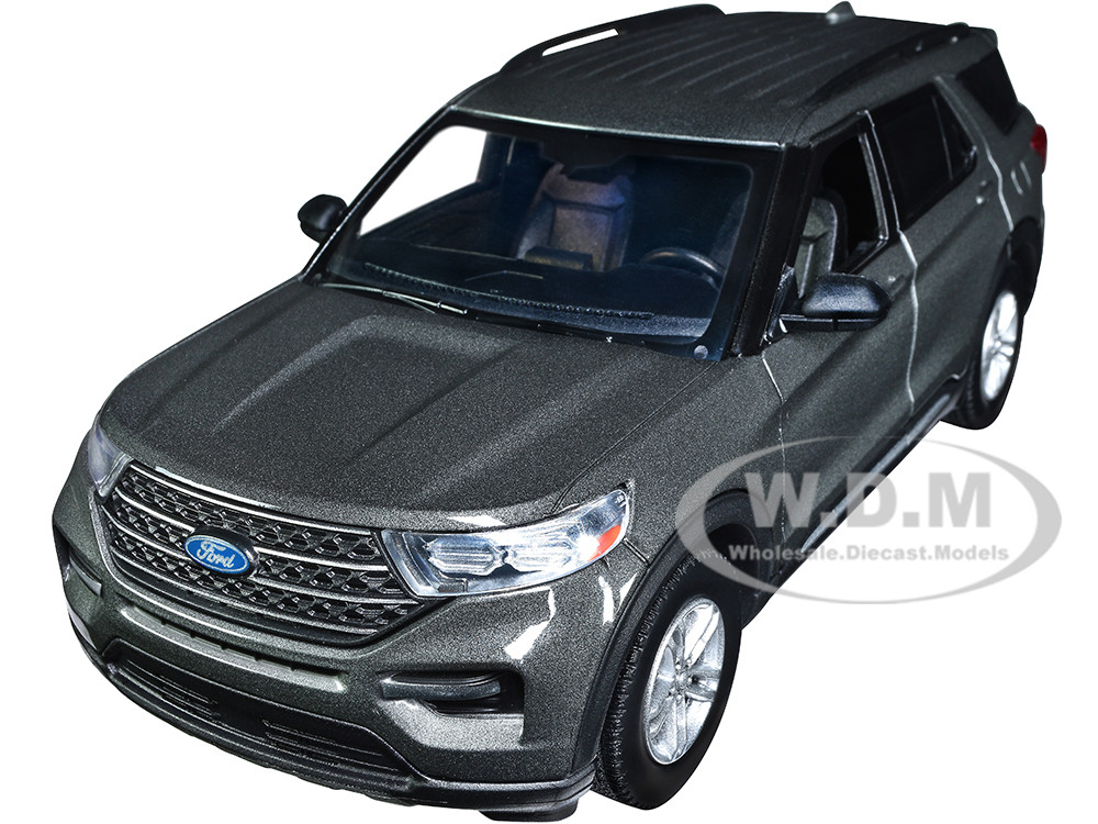 2022 Ford Explorer XLT Gray Metallic "Timeless Legends" Series 1/24 Diecast Model Car by Motormax diecast model