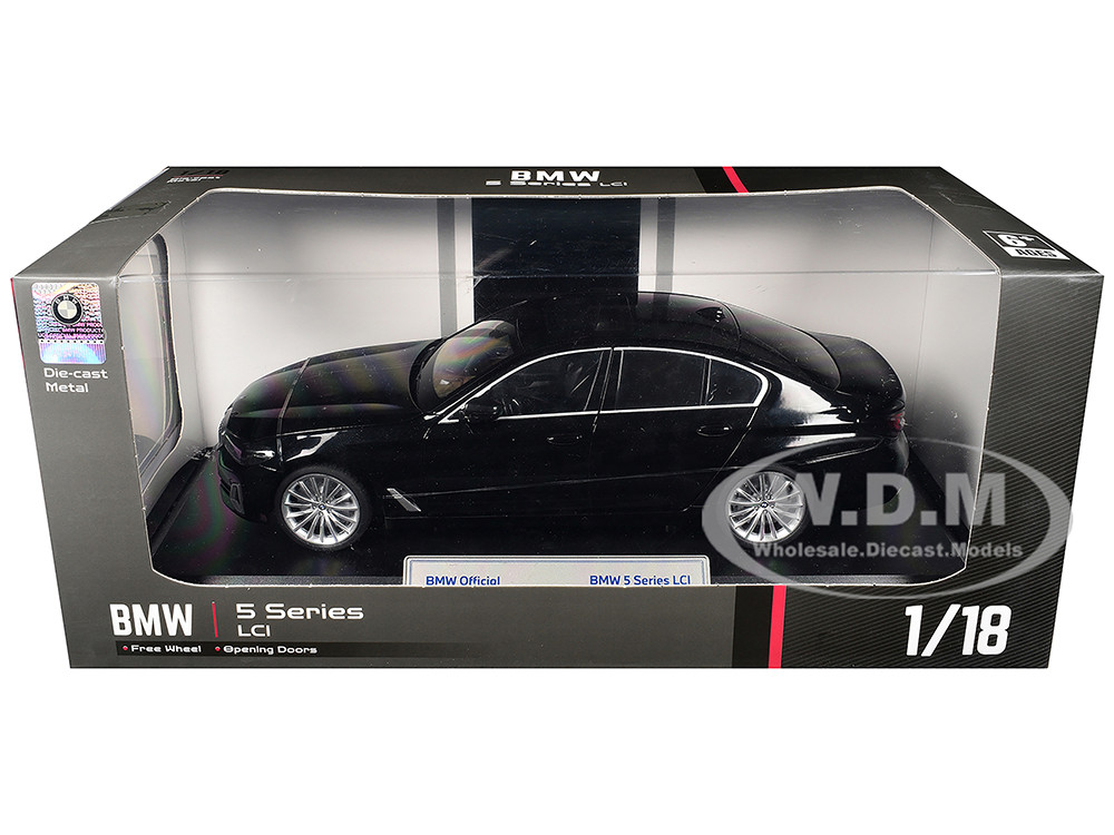 BMW 5 Series LCI Black Metallic with Moonroof 1/18 Diecast Model Car by Heimanba diecast model