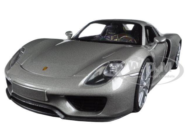 Porsche 918 Spyder Silver Closed Roof 1/24 Diecast Model Car by Welly diecast model