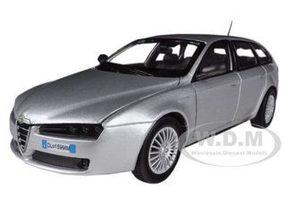 Alfa Romeo 159 SW Silver 1/24 Diecast Car Model by Motormax diecast model