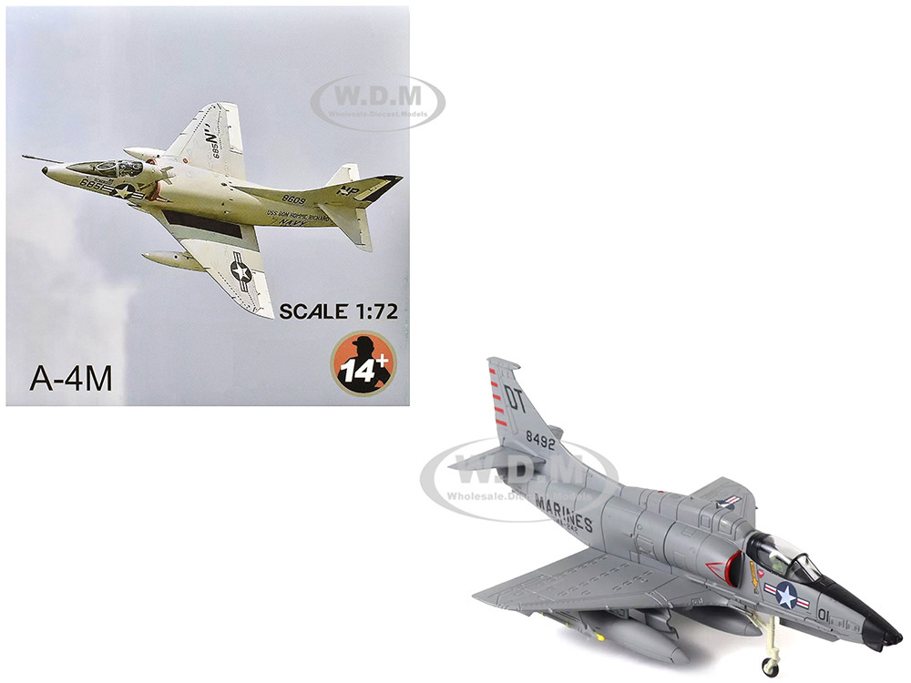 Douglas A-4D Skyhawk Aircraft "VMA-242 Bats, NAS Key West, 1962 Missile Crisis" United States Marine Corps 1/72 Diecast Model Airplane diecast model